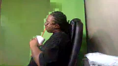 kingstudiobestactor1 online show from December 10, 2024, 2:05 am