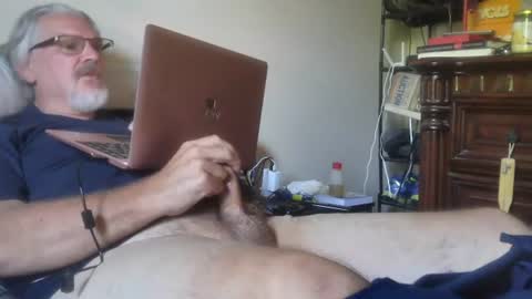kingtongue10 online show from July 16, 2026, 10:27 pm