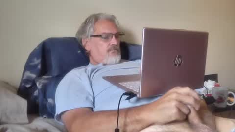kingtongue10 online show from July 28, 2026, 2:35 pm