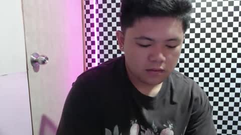 Yuki online show from March 22, 2026, 3:21 am