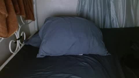 Jason ONLINE 1230 am - 330am GMT-4 online show from October 5, 2025, 3:49 am