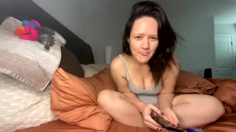 Kinkbitch online show from March 3, 2025, 3:42 pm