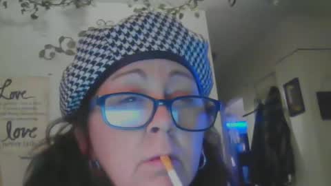 kinknest7591 online show from April 29, 2026, 7:01 am