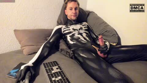 kinky_spidey online show from December 16, 2024, 1:10 am