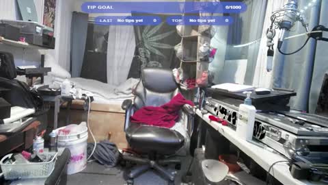 Kinky Cassie online show from December 5, 2025, 1:03 am