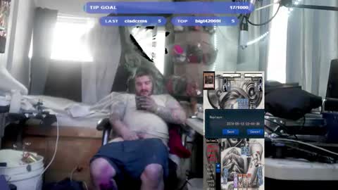 Snapshot of kinkybiguy14 chatting on December 5, 2025, 1:09 pm Kinky Cassie online show from December 5, 2025, 1:09 pm