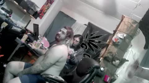 Snapshot of kinkybiguy14 chatting on December 21, 2025, 7:59 am Kinky Cassie online show from December 21, 2025, 7:59 am