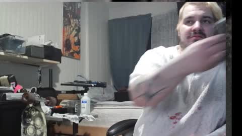 Snapshot of kinkybiguy14 chatting on March 5, 2026, 4:30 am Kinky Cassie online show from March 5, 2026, 4:30 am