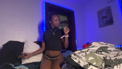 interracialfacial online show from November 12, 2025, 12:33 am