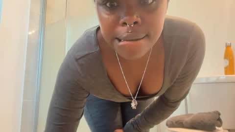 interracialfacial online show from June 24, 2026, 12:48 pm