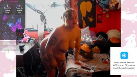 Snapshot of kinkyivy99 chatting on May 25, 2026, 11:44 pm kinkyivy99 online show from May 25, 2026, 11:44 pm