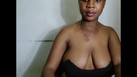kinkyjuicexx online show from April 12, 2026, 10:04 pm