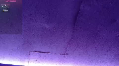 kinkykitten253 online show from November 18, 2025, 7:13 am