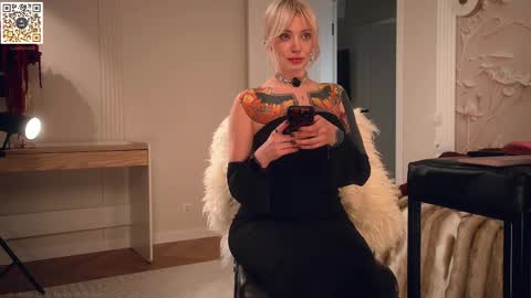 kinkylina_ online show from April 29, 2026, 2:54 pm