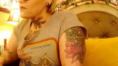 Snapshot of kinkypinkyplay2 chatting on December 22, 2025, 5:26 am Kinky Pinky online show from December 22, 2025, 5:26 am