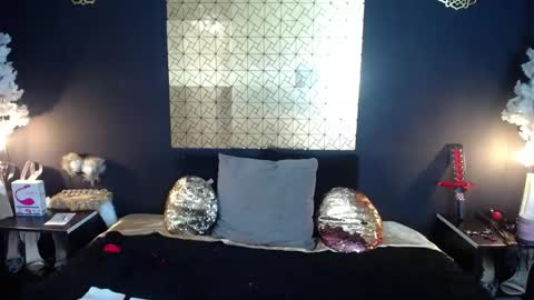 kinkyy_mom online show from April 28, 2026, 4:23 pm