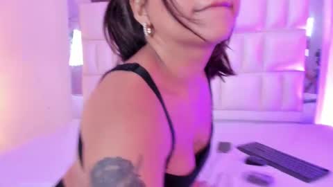 kiomi_san online show from January 14, 2025, 3:57 pm