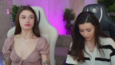 Sweet girls online show from March 12, 2025, 8:08 am