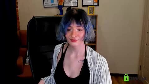 Kira online show from January 31, 2026, 8:51 pm