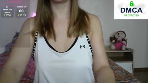 Kira online show from March 6, 2025, 1:46 pm