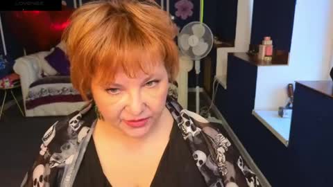 Kira Kennet online show from May 28, 2026, 5:38 am