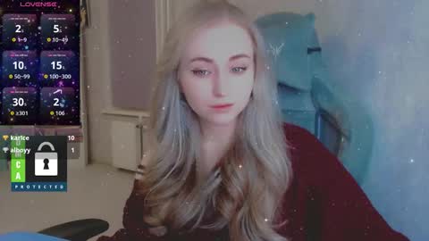 Snapshot of kira_love_sleep chatting on February 3, 2026, 4:56 pm you know thumb up me please its important online show from February 3, 2026, 4:56 pm