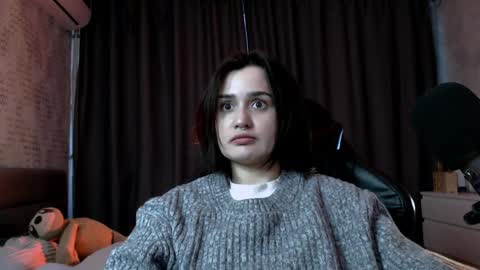Kira  follow me  online show from May 15, 2026, 11:56 pm