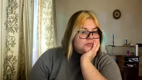 Just Kira online show from December 18, 2024, 9:58 am