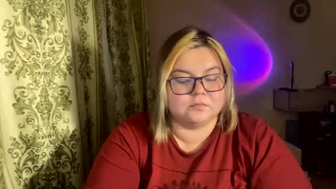 Just Kira online show from January 22, 2025, 3:29 pm