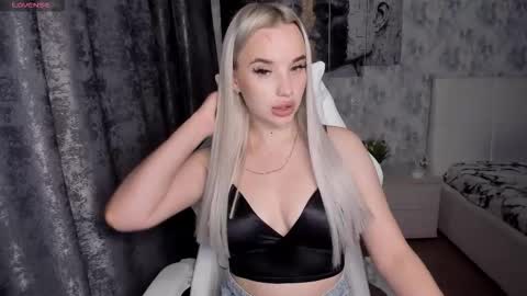 kirakrox online show from September 14, 2025, 7:24 pm