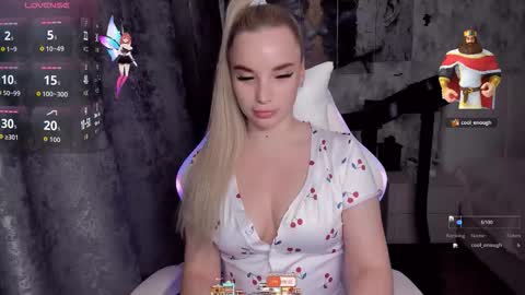 kirakrox online show from November 10, 2025, 6:29 pm