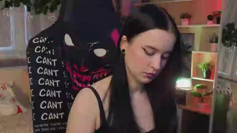 Kira    online show from March 6, 2025, 12:41 pm