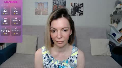 kiramartins cat online show from January 15, 2025, 3:22 am