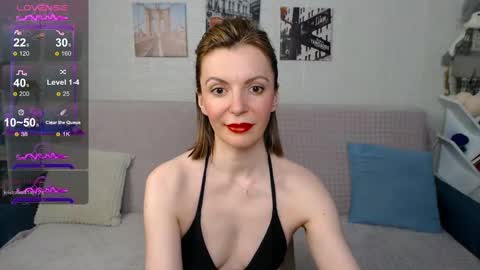 kiramartins cat online show from February 15, 2025, 3:06 pm