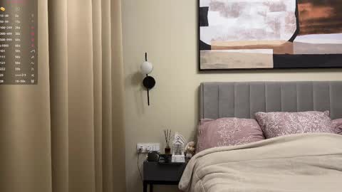 Kira online show from February 14, 2025, 12:47 pm