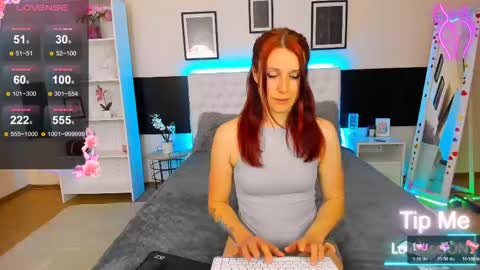 Kira online show from May 11, 2026, 5:13 am