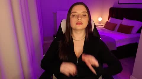 kirastorm_ online show from February 11, 2026, 3:17 pm