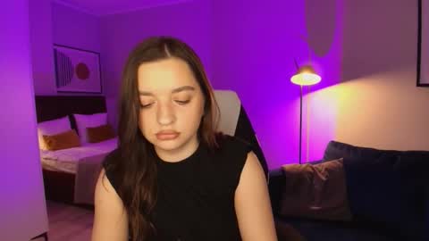 kirastorm_ online show from February 24, 2026, 5:33 pm