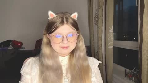 KiraYume online show from May 30, 2026, 10:07 pm