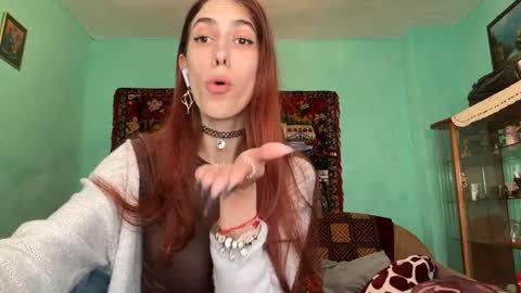 Snapshot of kirbykrell chatting on April 9, 2026, 11:37 am Marry online show from April 9, 2026, 11:37 am