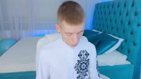    online show from February 8, 2026, 12:52 pm