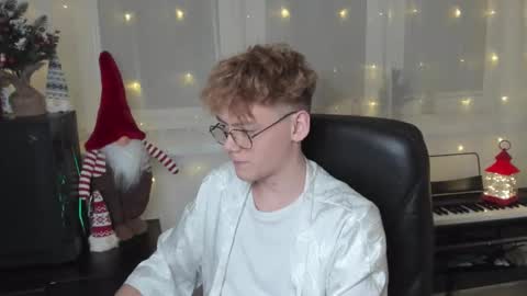 Kirill and Andrey online show from December 25, 2024, 8:39 pm