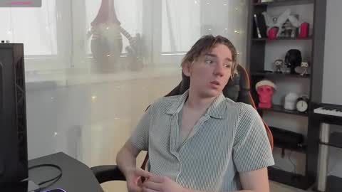 Kirill and Andrey online show from February 7, 2025, 11:45 am