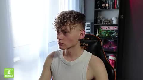 Kirill and Andrey online show from October 28, 2025, 10:08 am