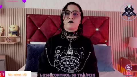 Snapshot of kirivelvet chatting on June 5, 2026, 8:14 pm Samantha Velvet online show from June 5, 2026, 8:14 pm