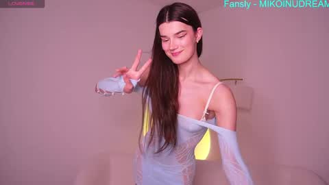 Snapshot of kisapisa434 chatting on May 27, 2026, 5:54 pm Kisa 20SALE online show from May 27, 2026, 5:54 pm