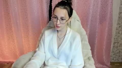 Asty online show from October 11, 2025, 5:55 pm