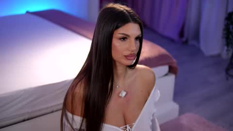 Kiss Jess online show from February 24, 2026, 8:18 pm