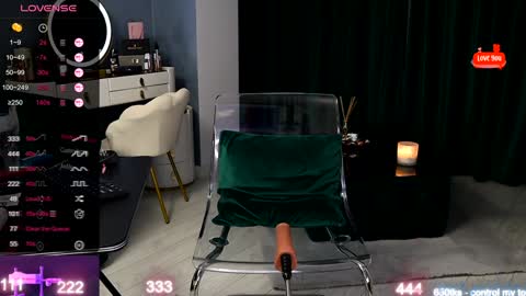 kiss_katy online show from February 9, 2025, 2:28 am