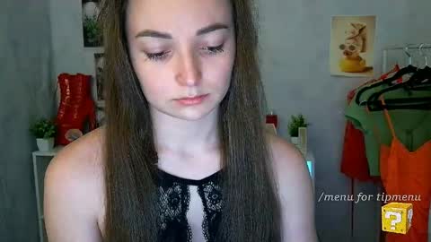 Valeria online show from April 20, 2026, 1:36 pm